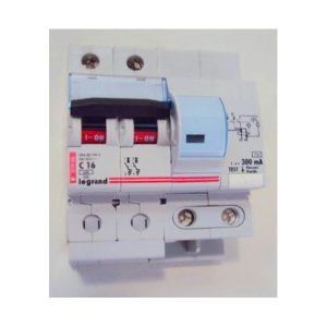 DISJONCTEURS DIFFERENTIELS 4 POLE